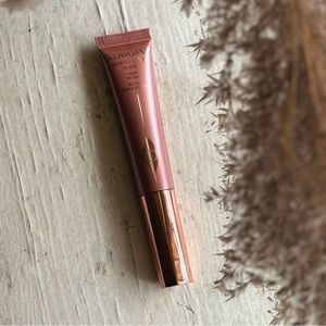 Pinkgasm Charlotte Tilbury Beauty Highlighter Wand